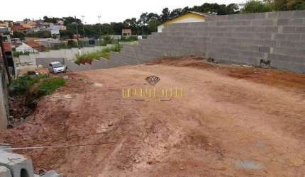 Terreno de 500m² à venda no bairro Vila Júlia - Poá-SP.