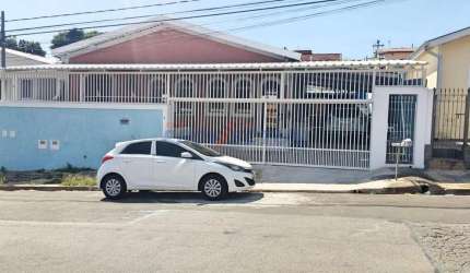 Casa com 3 quartos à venda na Rua Francisco Bianchini, 627, Vila Georgina, Campinas, 325 m2 por R$ 600.000