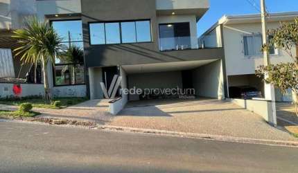 Casa em condomínio fechado com 3 quartos para alugar na Rua Doutor Mauro Pereira da Silva, s/n°, Residencial Vivenda das Pitangueiras, Valinhos, 255 m2 por R$ 8.500