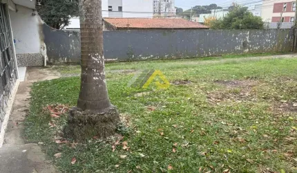 TERRENO COM CASA MEDINDO 588M² À VENDA