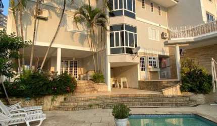 Casa para Venda em Nova Iguaçu, centro, 4 dormitórios, 4 suítes, 4 banheiros, 4 vagas
