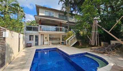 Casa para Venda em Nova Iguaçu, centro, 6 dormitórios, 5 suítes, 6 banheiros, 3 vagas