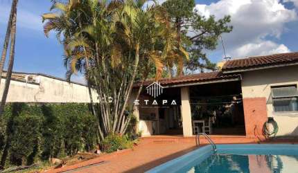 Casa à venda no Centro da cidade de Atibaia