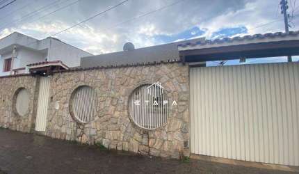 Casa com 3 dormitórios para alugar, 165 m² por R$ 7.000,00/mês - Centro - Atibaia/SP
