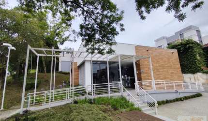 Comercial para Venda em Curitiba, Cabral, 6 vagas