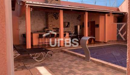Casa Térrea - 5 Quartos, 2 Suites