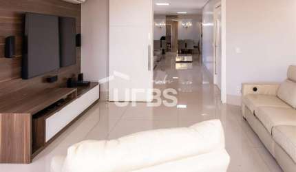 Belíssimo apartamento na aconchegante e charmosa praça da T-25