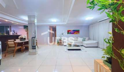 Casa térrea no Setor Coimbra  Descubra esta residência térrea de alto padrão no Setor Coimbra.