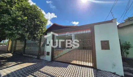 0 - Casa 4 quartos, sendo 4 suítes