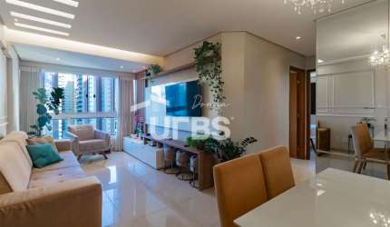 Apartamento mobiliado à venda no Alto da Glória!