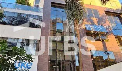 Apartamento no Setor Bueno,  13º andar. Três suítes plenas. A melhor área de lazer da região.