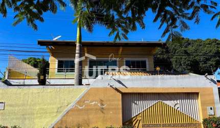 VENDO CASA SOBRADO - ST.JAÓ