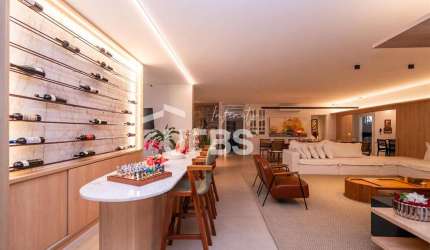 Apartamento  Setor Oeste com 4 suítes