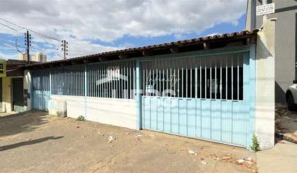 0 - Imóvel Comercial 3 quartos