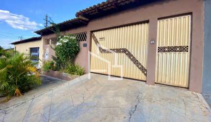 Casa para venda com 4 quartos em Parque Atheneu - Goiânia - GO