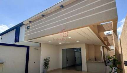 Moderna Casa na 505 Sul com Piscina, Varanda Gourmet e 3 Suítes