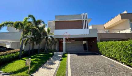 Sobrado mobiliado com 4 suítes e piscina aquecida no Aldeia do Sol