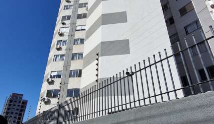 Apartamento 3 quartos c/ suíte, 2 vagas, reformado, mobiliado, 9o andar