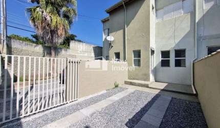 Aluguel Casa Sobrado 2 Dormitorios sendo Suites Bairro Cidade Jardim - Jacarei