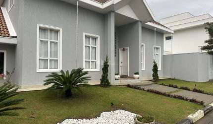 Casa 3 dormitorios sendo 2 suites em Condominio Sunset - Vila Branca em Jacarei SP