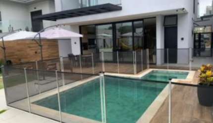 CASA EM CONDOMINIO EM COTIA
