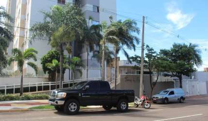 Apartamento no Condomínio Torres de Espanha