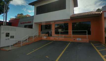 Casa comercial no Centro