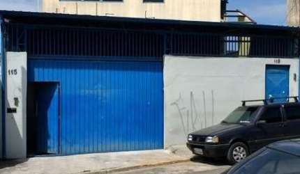 Casa com 1 quarto à venda na Rua Sinval Brasil de Oliveira, 115, Vila Jussara, Carapicuíba, 675 m2 por R$ 900.000