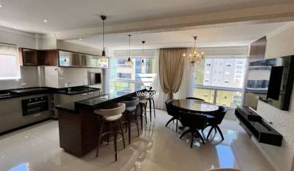 Apartamento com 3 quartos à venda na Avenida 294, 220, Meia Praia, Itapema