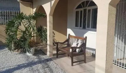 Casa com 3 quartos à venda na Rua São Paulo, 225, Estados, Balneário Camboriú por R$ 1.600.000