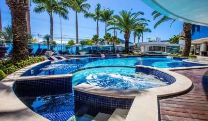 Cobertura com 6 quartos à venda na Avenida Atlântica, 4664, Frente do Mar, Balneário Camboriú por R$ 19.000.000