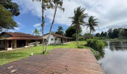 Casa ampla para locação residencial ou comercial no Barranco Alto em Caraguatatuba