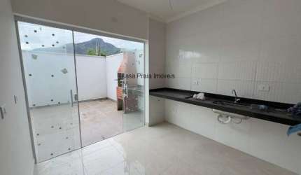 Casa nova em condomínio para venda no Rio do Ouro em Caraguatatuba