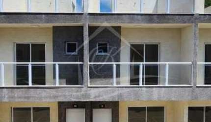 TRIPLEX NOVO EM CONDOMÍNIO FECHADO COM 2 SUÍTES E 2 VAGAS NO CENTRO DE CARAGUATATUBA/SP