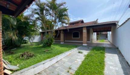 Casa com 6 dorm e Piscina porto novo