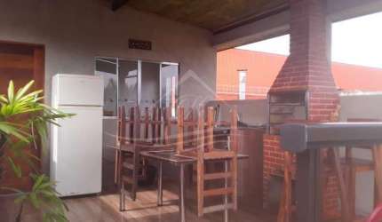 SOBRADO A VENDA SENDO DUAS CASAS INDEPENDENTES PERTO DO ATACADÃO, PEREQUE MIRIM, CARAGUATATUBA/SP
