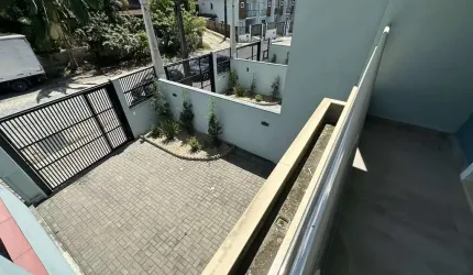 Sobrado Geminado Pronto Para Morar | Localizado no Bairro São Marcos | Analisa Permuta! | Agende agora mesmo sua visita!