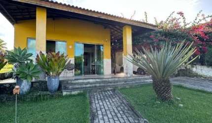 Oportunidade Imperdível: Casa à venda em Igarassu-PE, no bairro Monjope, com 3 quartos, 1 suíte, 2 salas, 3 vagas de garagem, 160m².