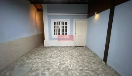 Ótima casa duplex com 2 quartos em Bangu, aceitando carta de crédito
