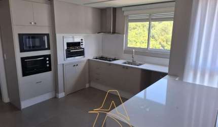 Apartamento com 3 Suítes e Infraestrutura Completa no Edifício Ingo Hering Residenz