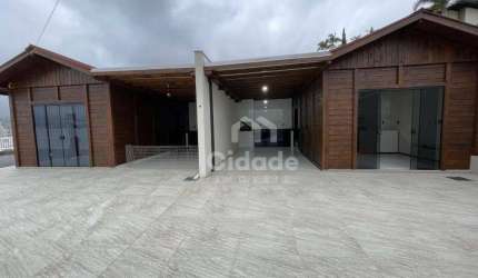 Casa com 2 dormitórios para alugar, 80 m² por R$ 2.500/mês - Nova Brasília - Jaraguá do Sul/SC