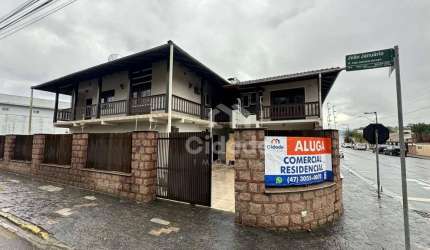 Apartamento com 1 Suíte + 1 dormitório para alugar, 145 m² por R$ 2.850/mês - Jaraguá Esquerdo - Jaraguá do Sul/SC