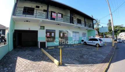 Apartamento com 1 dormitório para alugar, 50 m² por R$ 2.100,00/mês - Nova Brasília - Jaraguá do Sul/SC