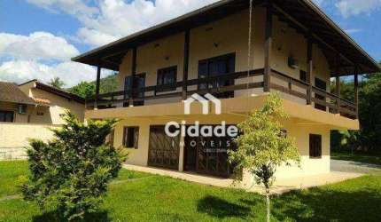 Casa com 3 dormitórios, 200 m² - venda por R$ 1.300.000,00 ou aluguel por R$ 4.000,00/mês - Barra do Rio Cerro - Jaraguá do Sul/SC