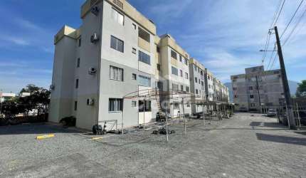 Apartamento com 2 dormitórios para alugar, 50 m² por R$ 1.675,00/mês - Ilha da Figueira - Jaraguá do Sul/SC