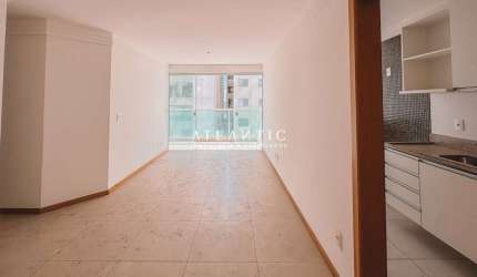 Apartamento 3 quartos com suíte e lazer completo a meia quadra do mar – Beverly Hills Itapoã