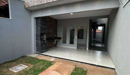 LINDA CASA A VENDA EM PETROLINA, OPORTUNIDADE NO PARCELAMENTO