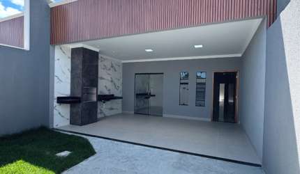 LINDA CASA A VENDA EM PETROLINA