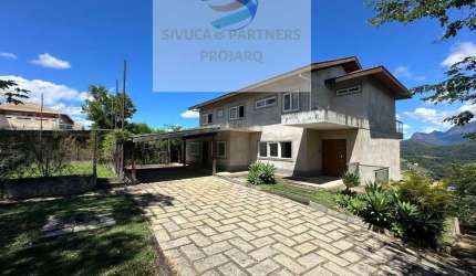 NOGUEIRA - Casa de condomínio à venda, com 5 quartos, 450m²