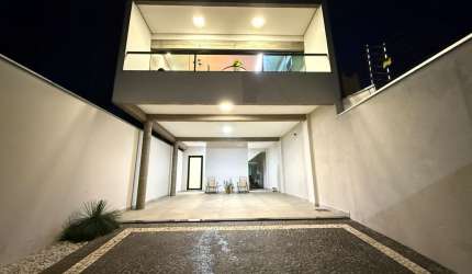 Casa tipo sobrado com 03 quartos em Americana-SP